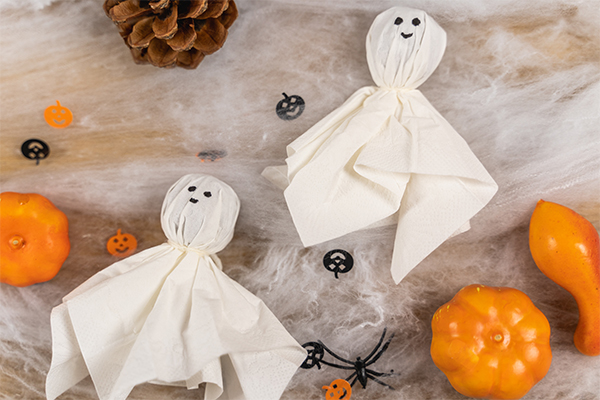 Gespenster aus Taschentücher