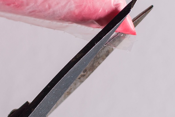 Bunte Schaumkunstwerke aus einem Beutel