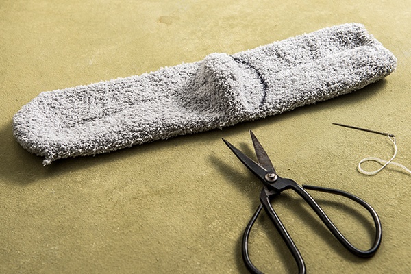 Koala-Plüschbär aus Socken zuschneiden