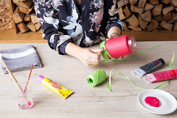 Schritt für Schritt zum Melonen-Glas als sommerlicher Getränkehalter