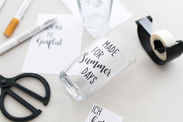 Gläser mit Handlettering zum Aufdrucken