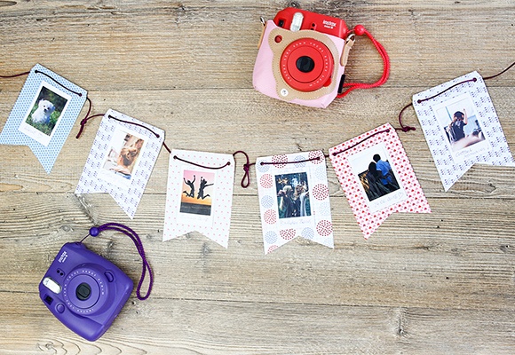 DIY INSTAX Foto-Wimpelkette zum Nachmachen als Dekoidee