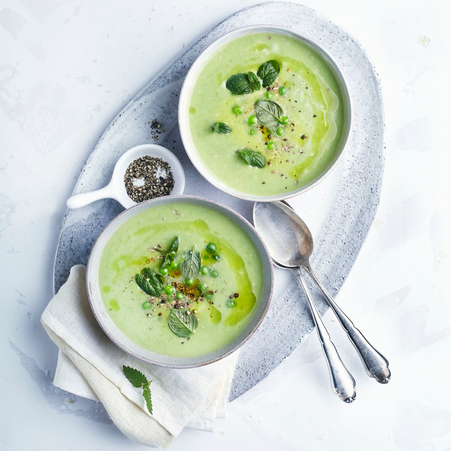 Pea and Mint: Erbsensuppe mit Minze