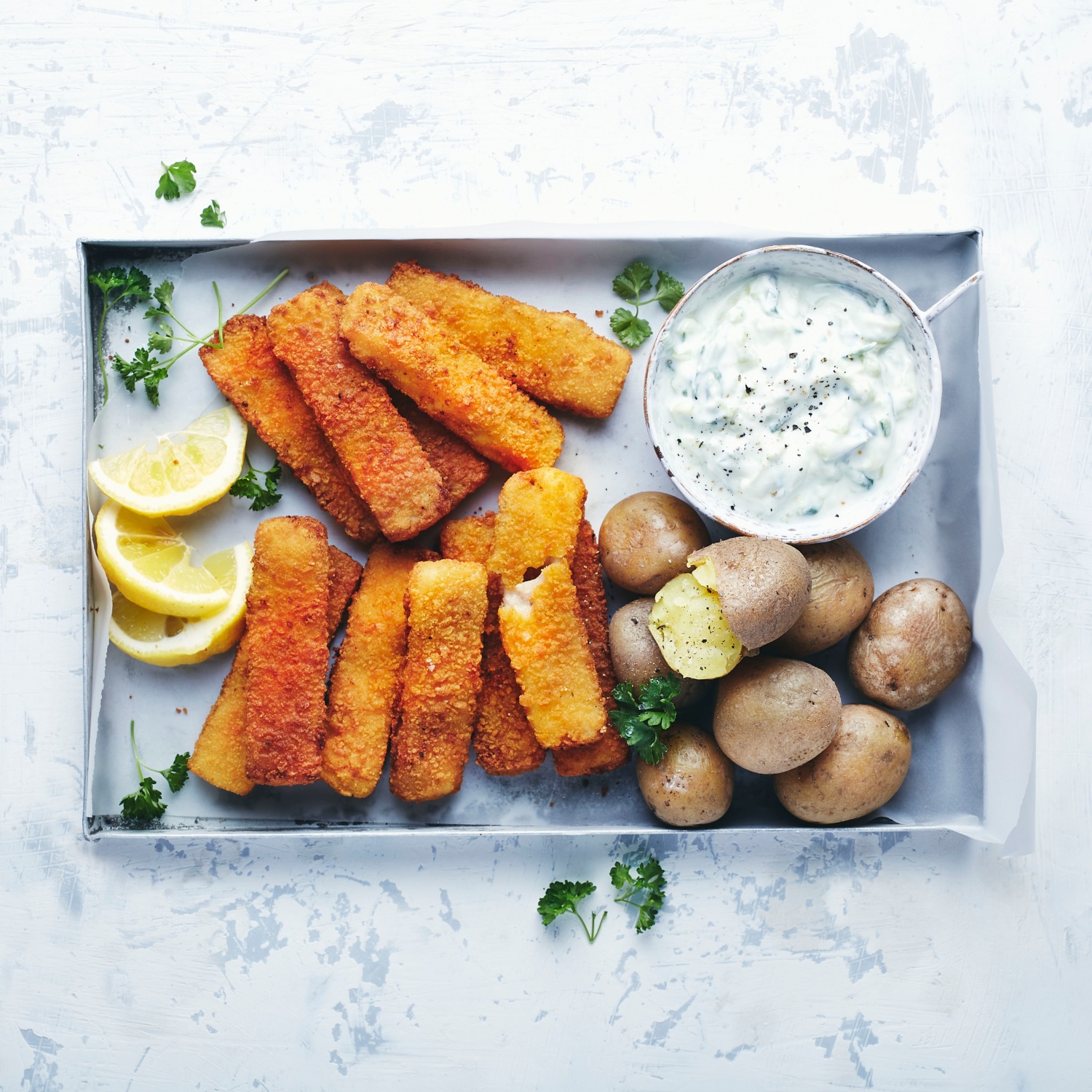 Gebratener Fisch (Fischstäbchen) mit leichtem Gurken-Joghurt-Dip | ALDI ...