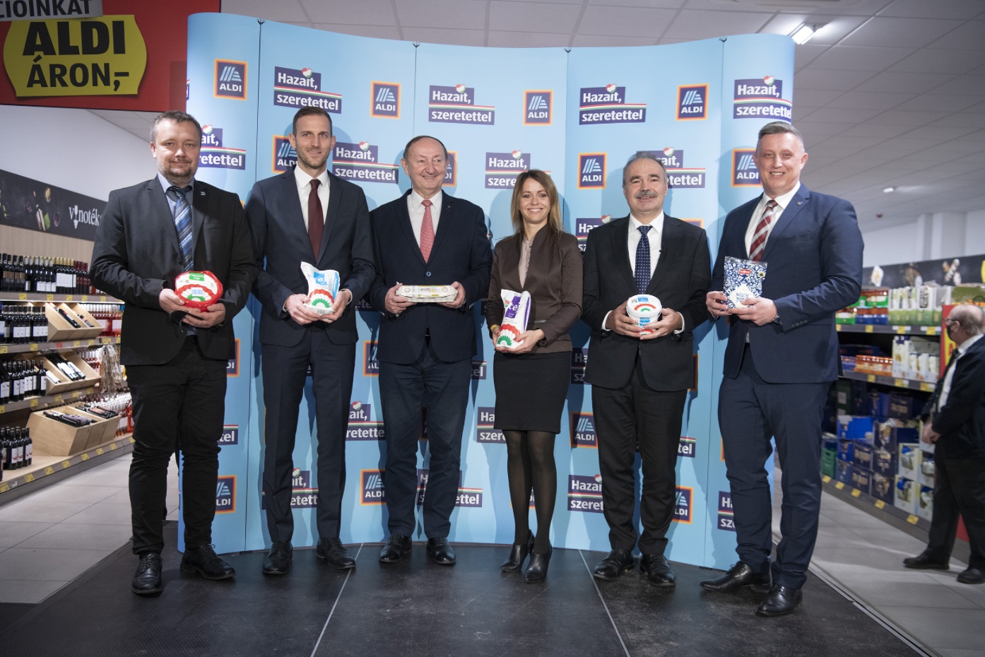 Csak magyar beszállítóktól szerzi be az alapvető tejtermékeket és a tojást az ALDI