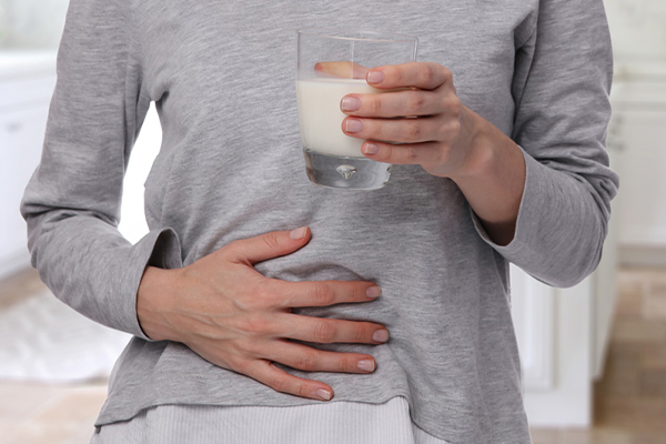 Bauschmerzen einer Frau