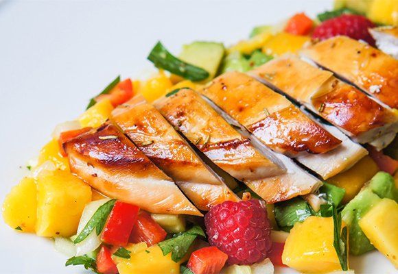 Hühnchen mit Mango-Salat