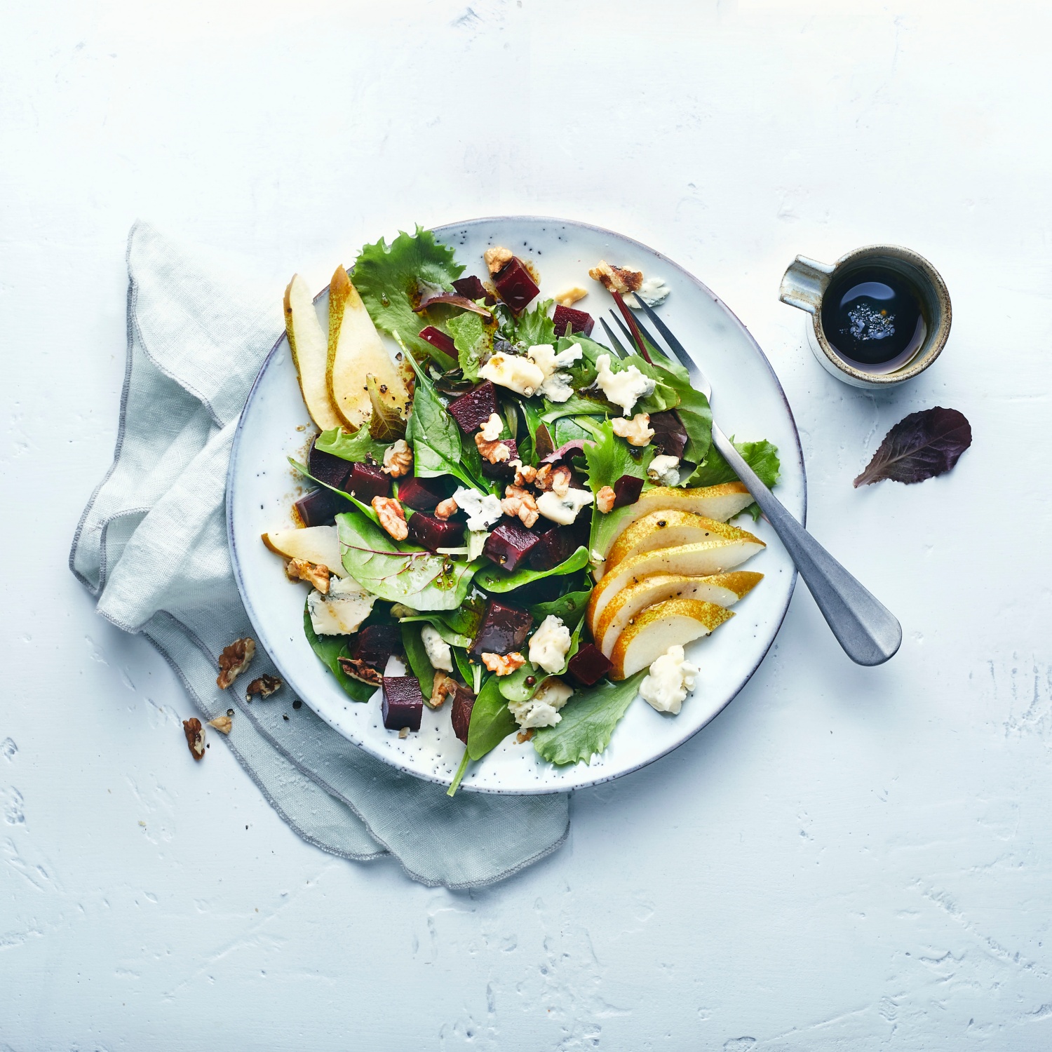 Rote Bete-Salat mit Gorgonzola