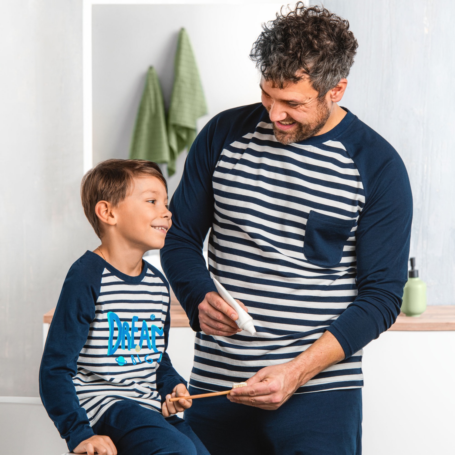 ALIVE Kleinkinder/Kinder-Pyjama