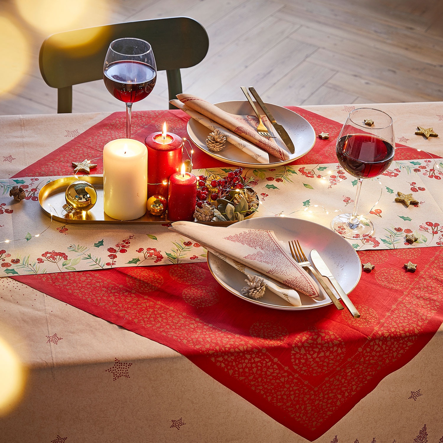 KOKETT® Premium-Weihnachts-Mitteldecken, 2er-Packung | ALDI SÜD