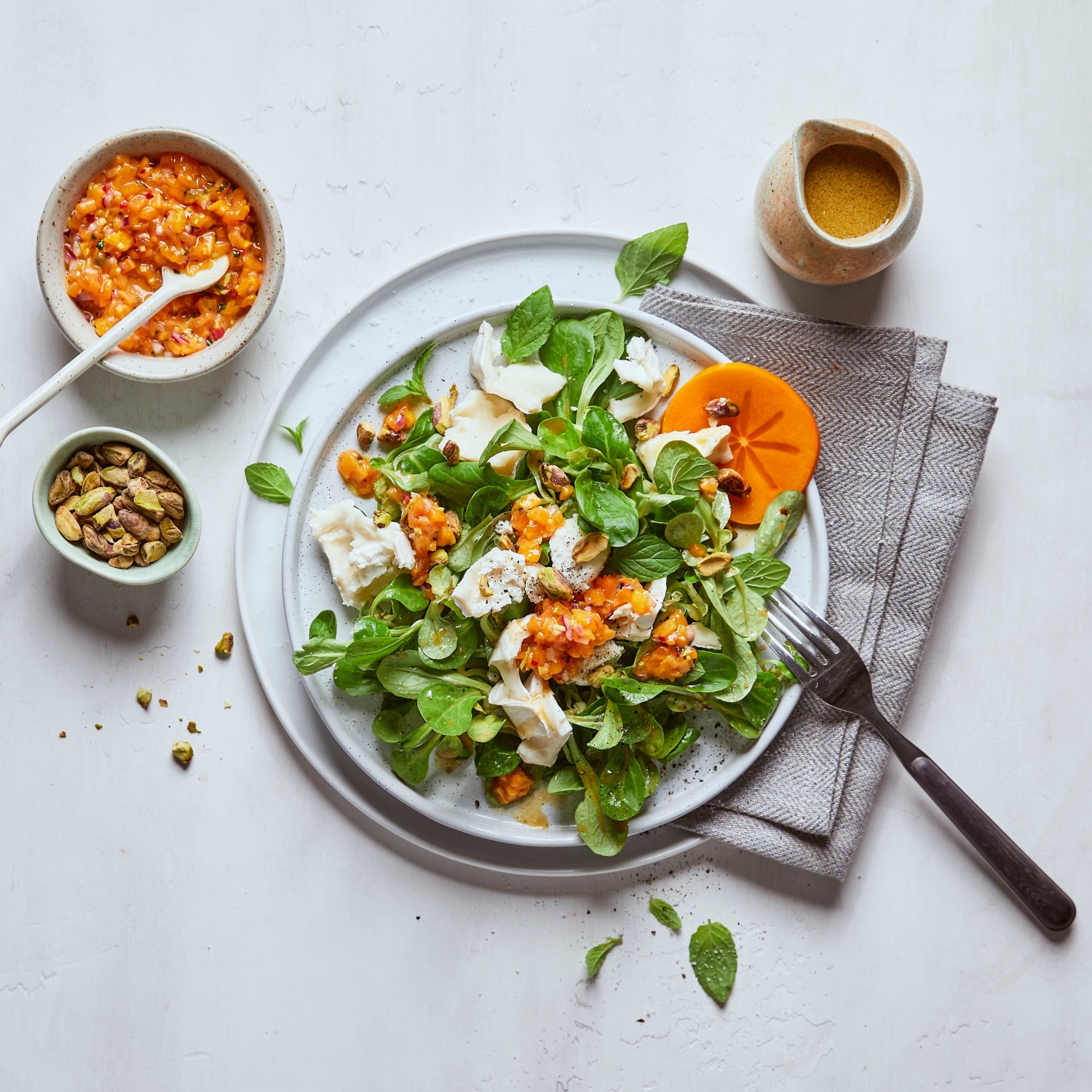 Ziegenkäsesalat mit Kaki-Salsa | ALDI Rezeptwelt