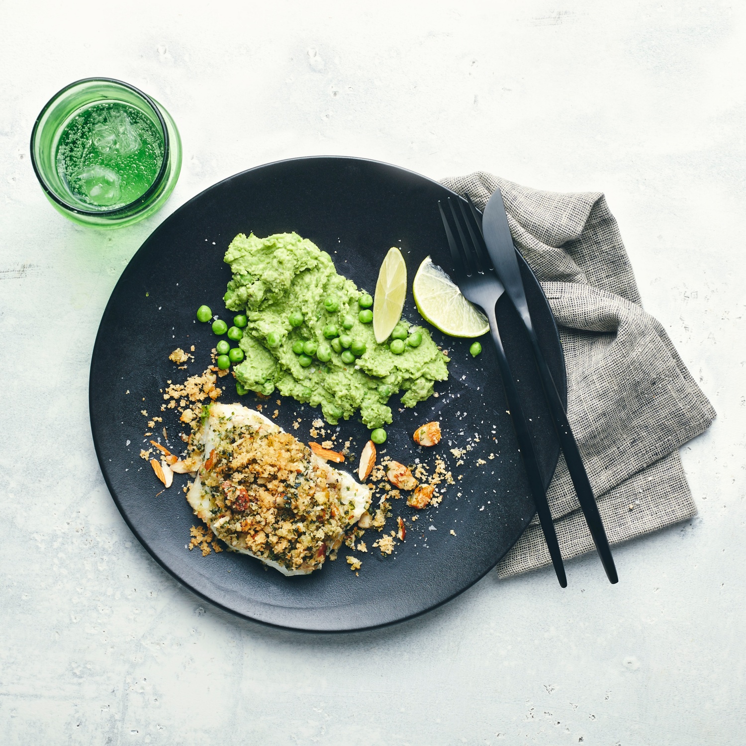 Kabeljaufilet mit Nusskruste und Erbsenpüree | ALDI Rezeptwelt