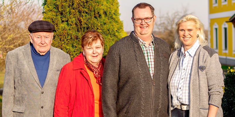 Familie Schlögelhofer - FairHOF Bauern