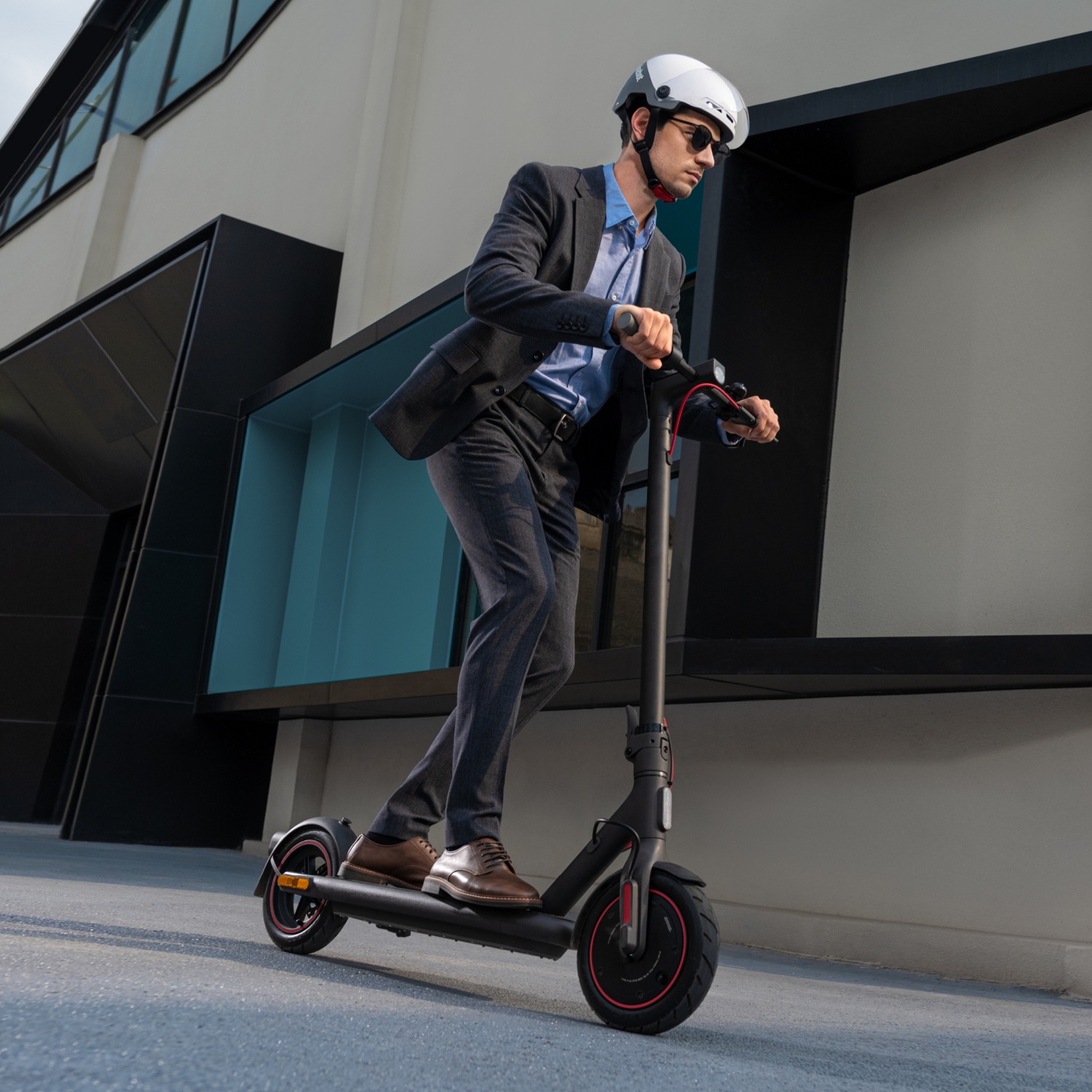 XIAOMI Electric Scooter 4 Pro Swiss Edition black