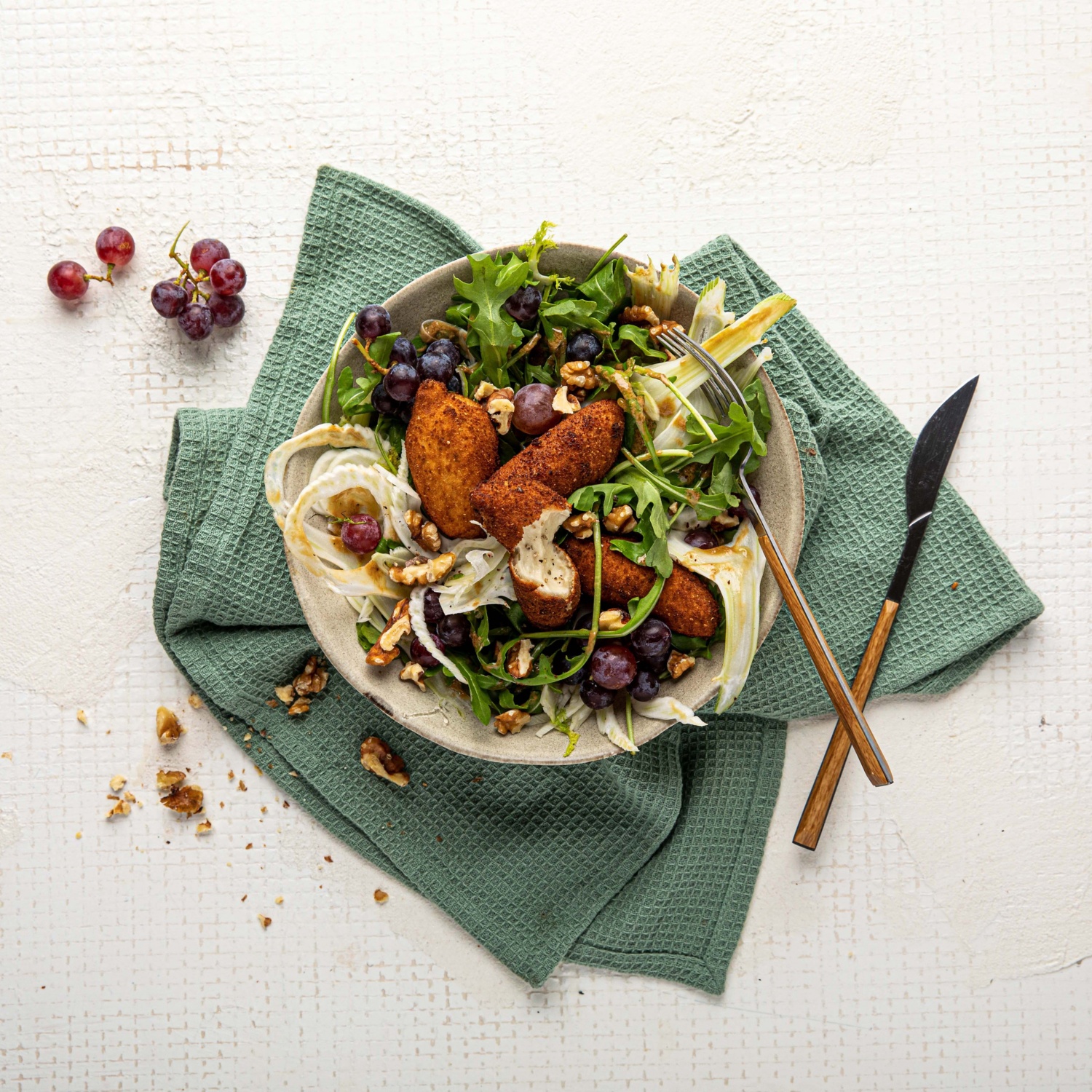 Gorgonzola-Kroketten auf Salat