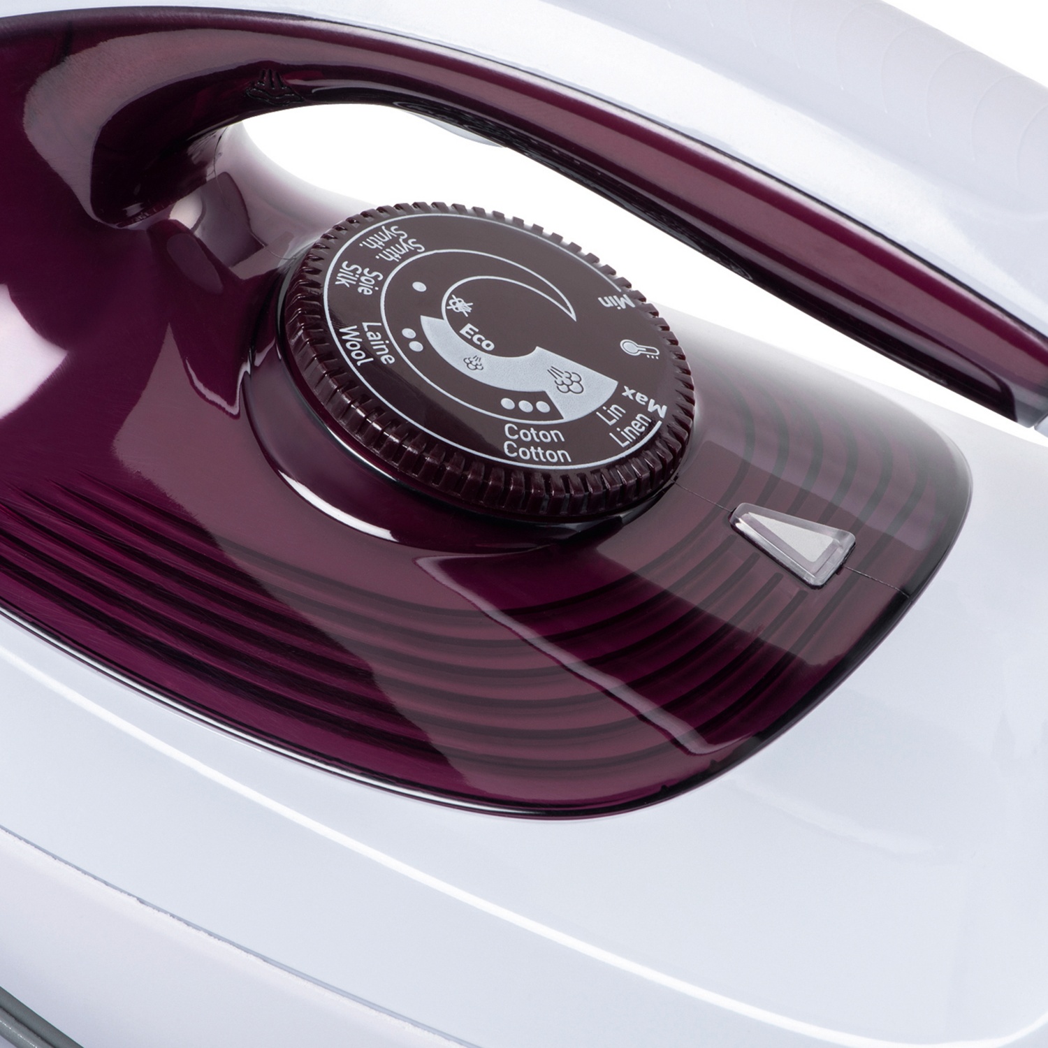 TEFAL Ferro da stiro con caldaia Express Essential SV6113