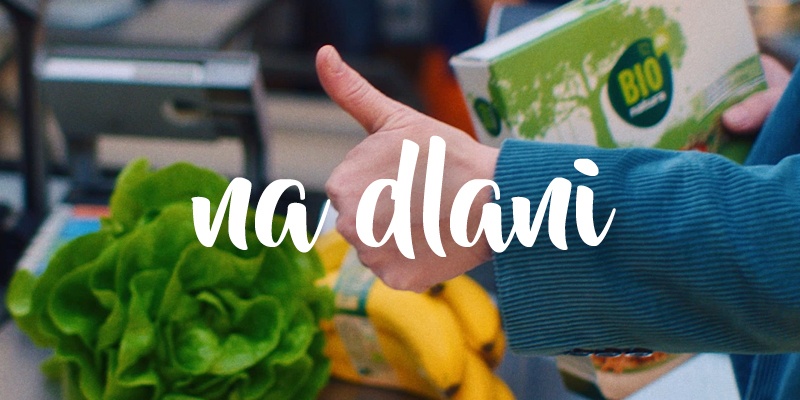 na dlani