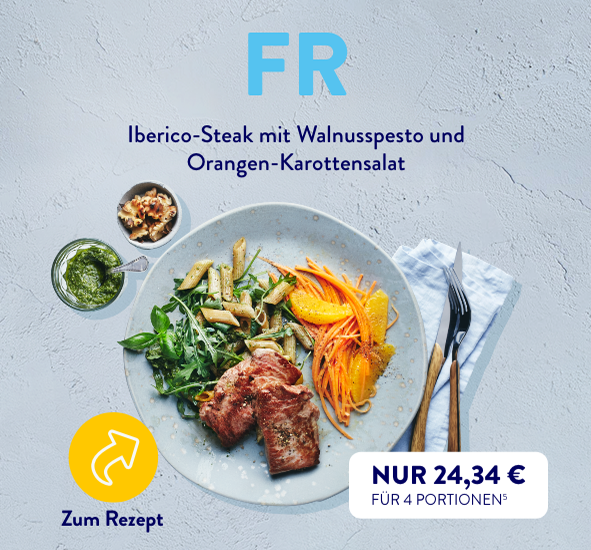 Zum Rezept Iberico-Steak mit Walnusspesto und Orangen-Karottensalat