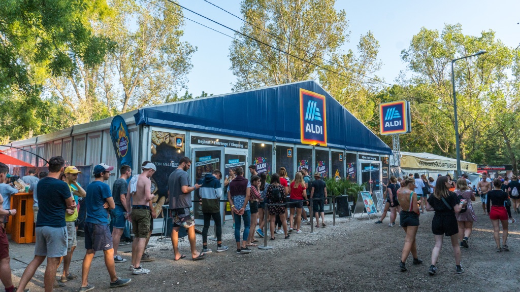 Az ALDI idén is alacsony, bolti áraival várja a szigetlakókat