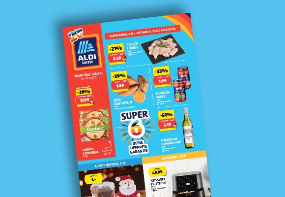 Das online ALDI SUISSE-Flugblatt wird auf einem Tablet betrachtet.