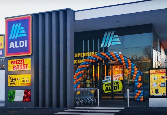 Sfoglia i volantini offerte dei supermercati Aldi