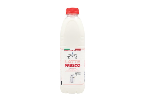 Latte fresco intero alta qualità
