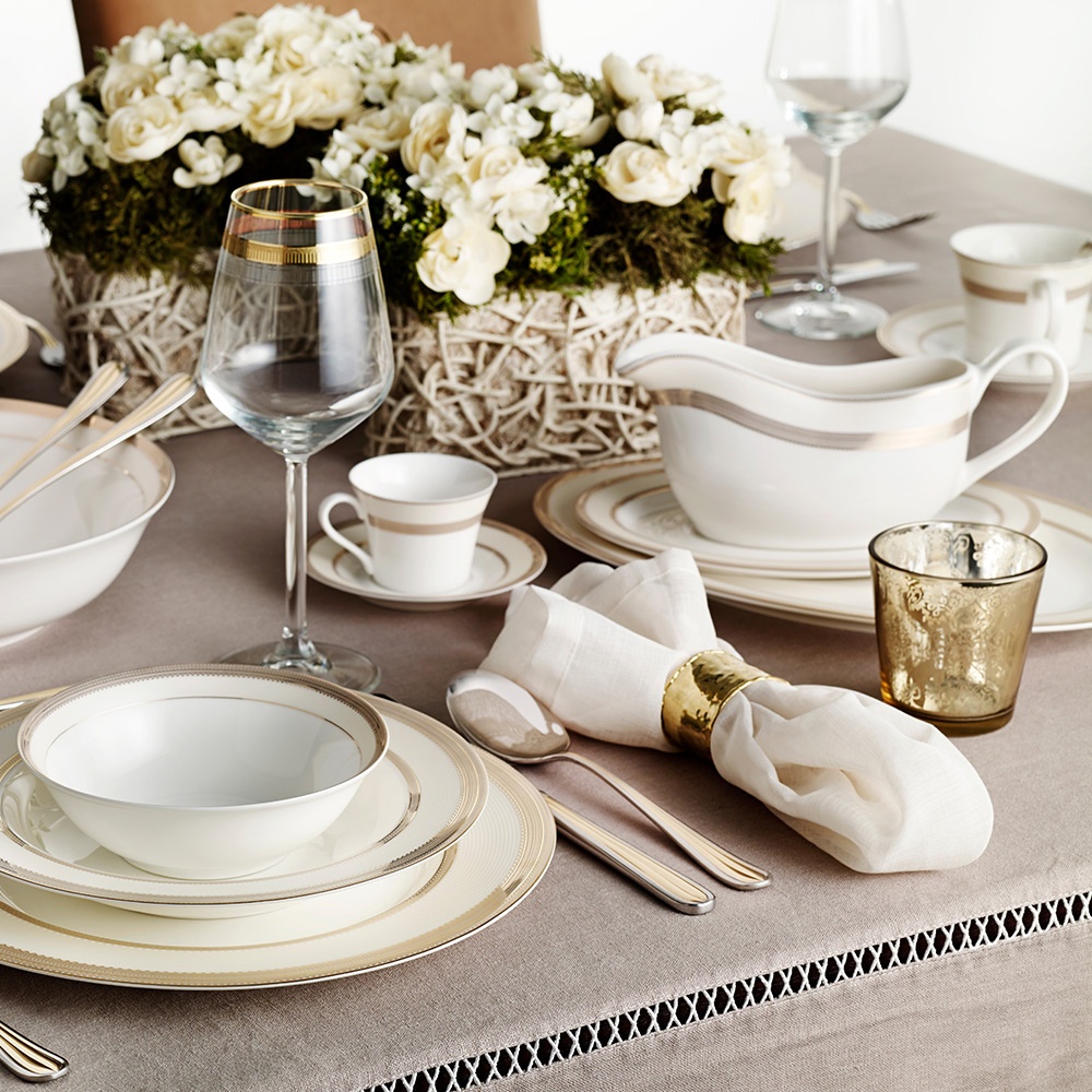 Come mettere i bicchieri a tavola