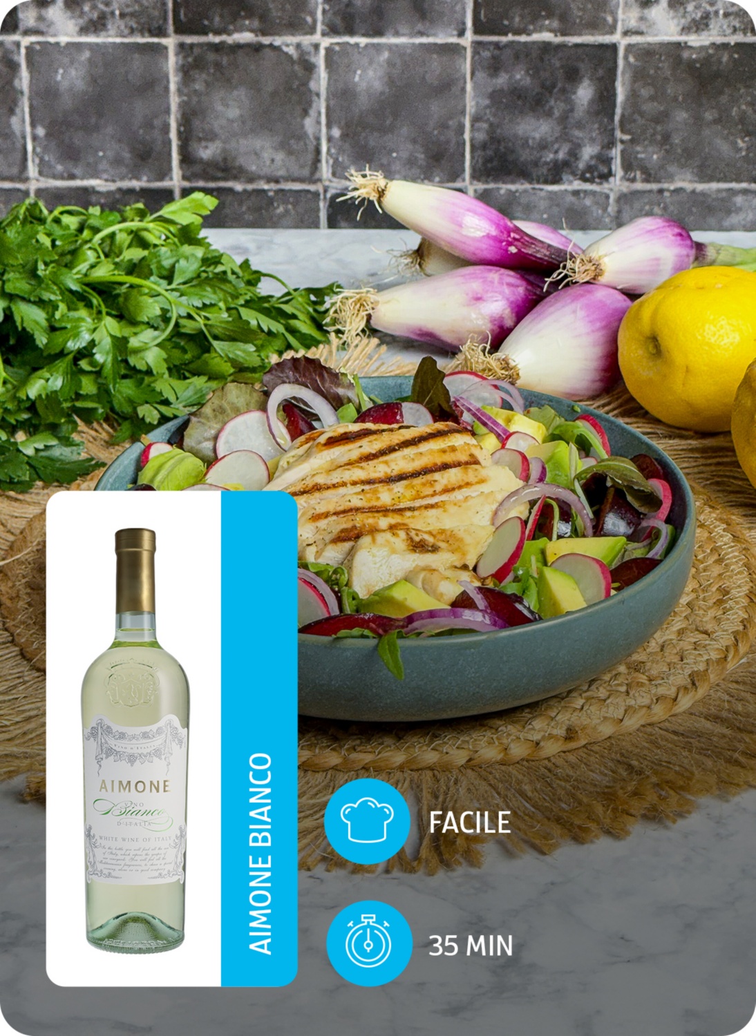 Insalata di pollo con avocado e prugne