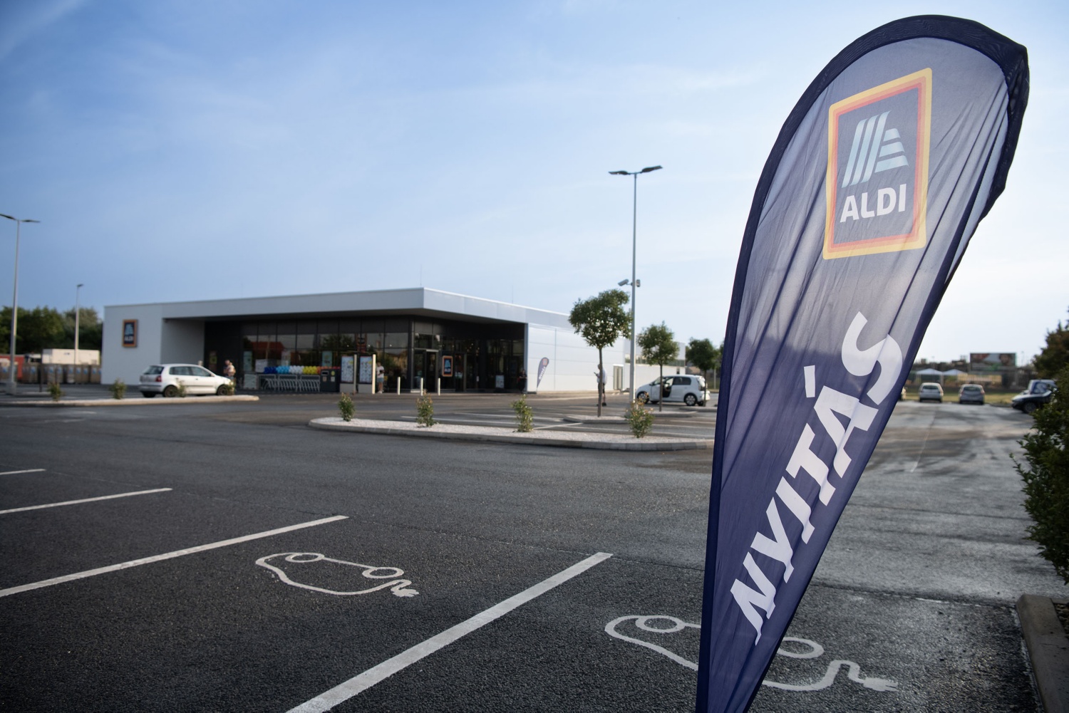 Júliusban újranyit a Köves utca 9. szám alatti ALDI-áruház