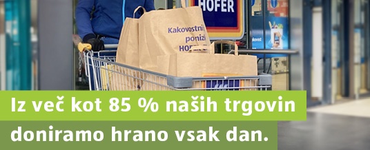 voziček poln Hoferjevih vrečk