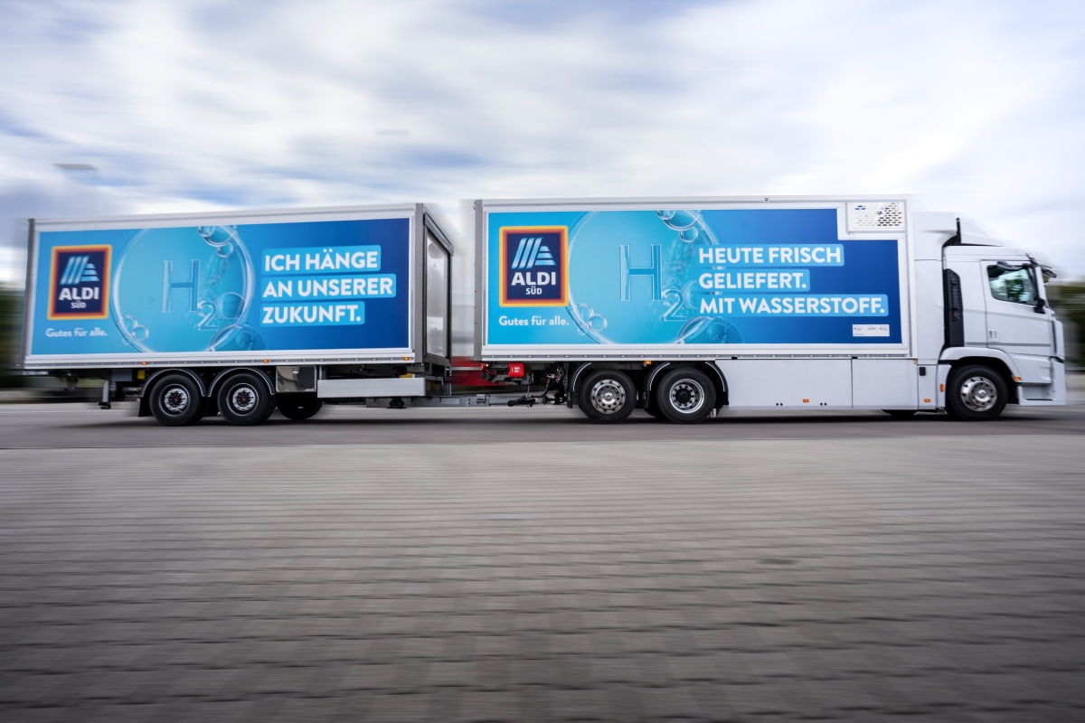 Wasserstoff-LKW bei ALDI SÜD.