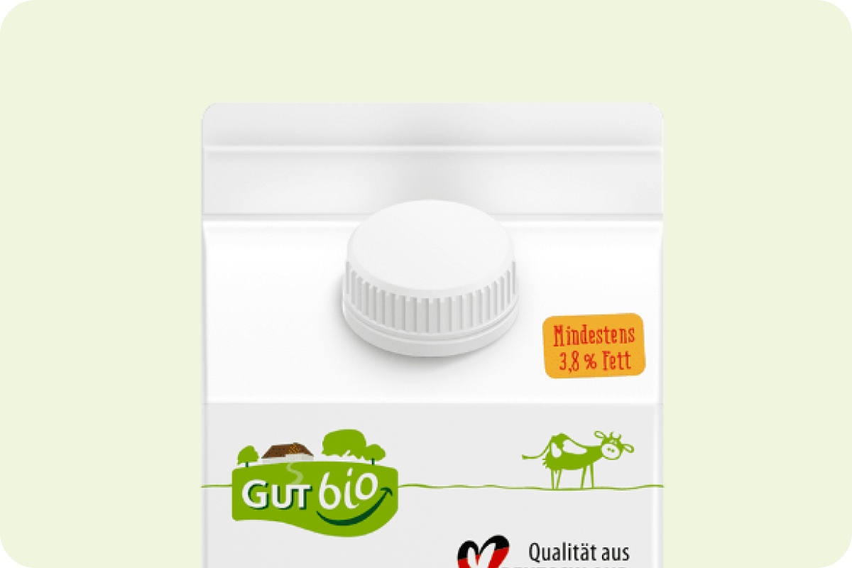 Eine Milchverpackung mit Tethered Cap als Verschlusskappe.