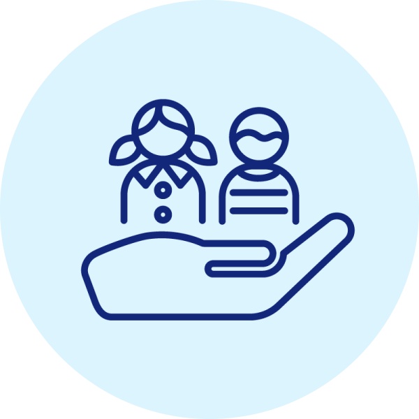 Illustration einer Hand, die zwei Kinderfiguren hält.