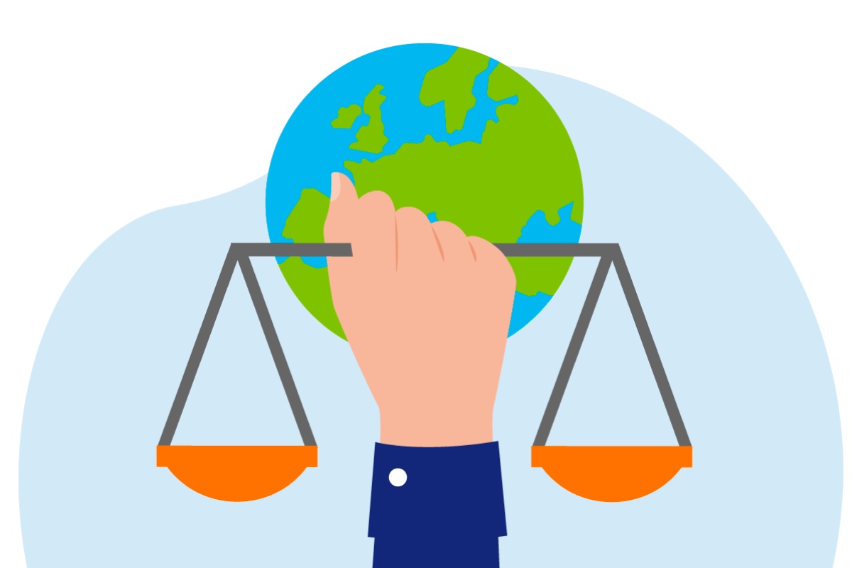 Grafik einer Hand, die eine Waage vor dem Globus der Erde hält.