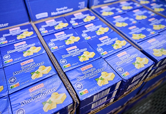 Neuer Preisrutsch bei ALDI: Butter so günstig wie seit 2017 nicht mehr