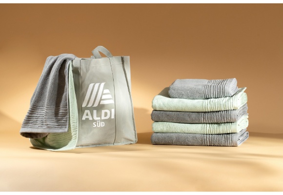 Für ein gutes (Haut)Gefühl: Als erster Discounter stellt ALDI SÜD das nachhaltige Handtuch von Kushel vor