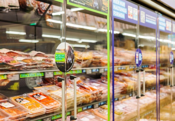 Als erster großer Supermarkt: ALDI SÜD startet innovatives Konzept in der Kühlung
