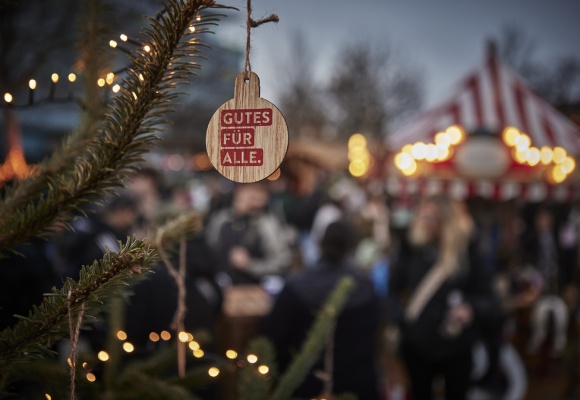 Der günstigste Weihnachtsmarkt von ALDI SÜD bringt 90.000 Euro für die Off Road Kids Stiftung