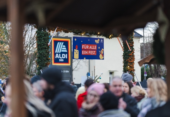 Der günstigste Weihnachtsmarkt von ALDI SÜD bringt 90.000 Euro für die Off Road Kids Stiftung