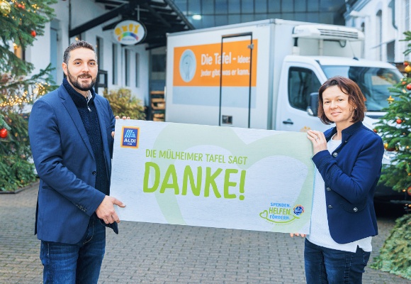 ALDI SÜD spendet Mülheimer Tafel Einkaufsgutscheine im Wert von 27.000 Euro