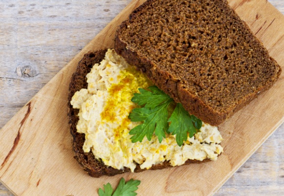 Herzhafter Brotaufstrich