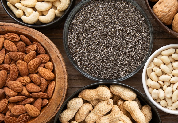 Kerne, Samen und Nüsse