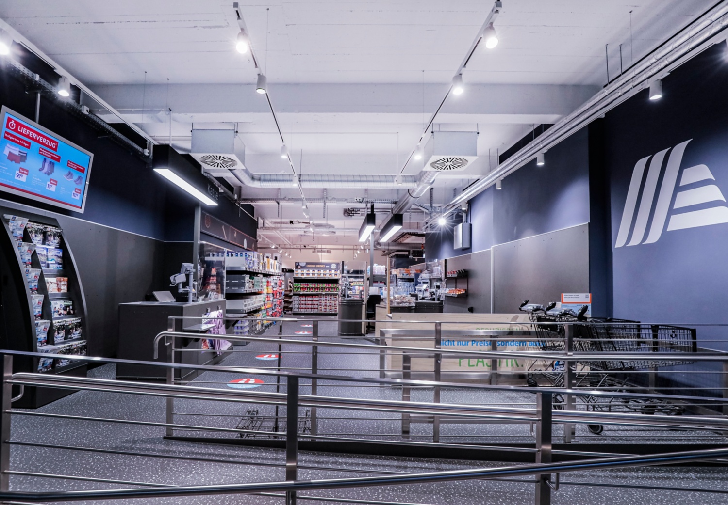 Blick in die kleinste ALDI SÜD Filiale von Köln