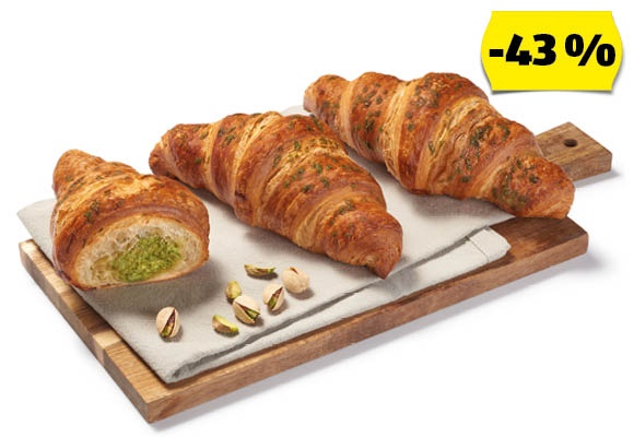 AZON MELEGÉBEN Pisztáciakrémmel töltött croissant, 95 g/darab