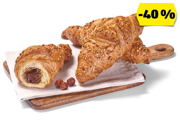 AZON MELEGÉBEN Kakaós-mogyorókrémes töltött croissant, 75 g/darab