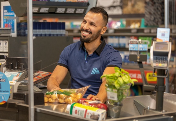 ALDI SUISSE offre prelievi di contanti gratuiti in tutta la Svizzera