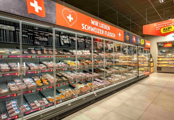 ALDI SUISSE aumenta il potere d’acquisto abbassando i prezzi della carne