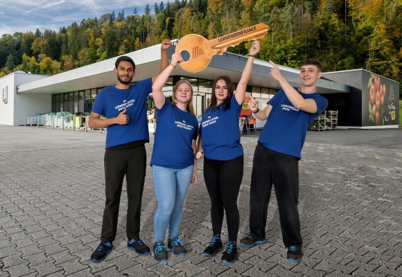 Bei ALDI SUISSE übernehmen die Lernenden das Ruder in der Filiale Langenthal