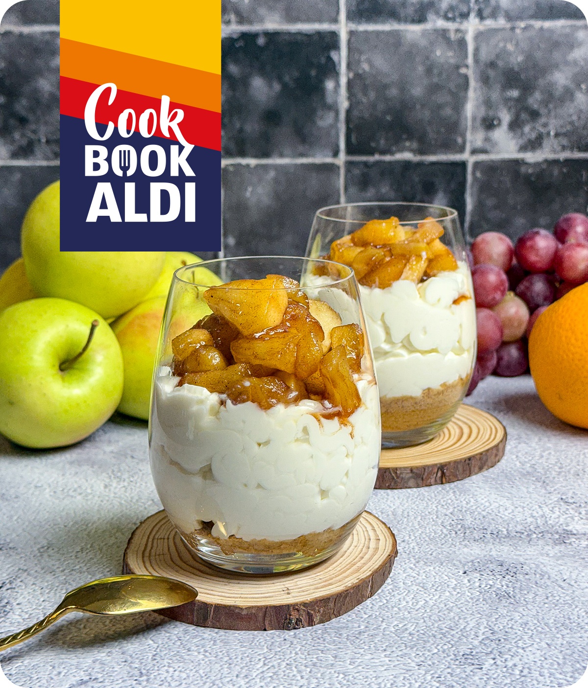 Dessert al bicchiere con le mele