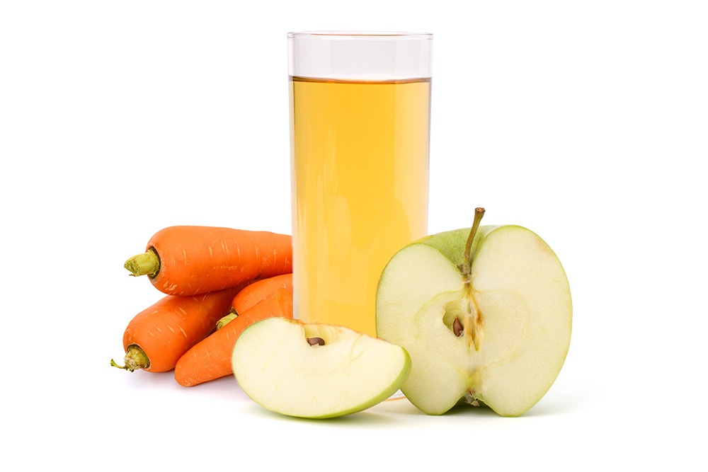 Succo di mela e carota